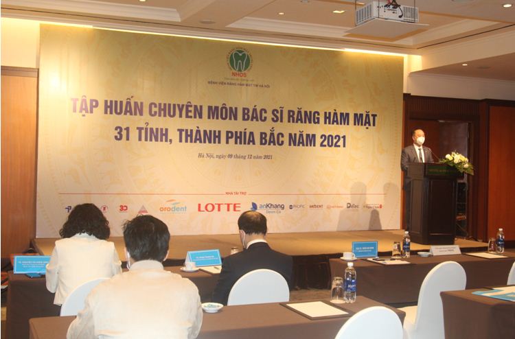 PGS.TS. Trần Cao Bính, Giám đốc BV RHM TW Hà Nội phát biểu khai mạc